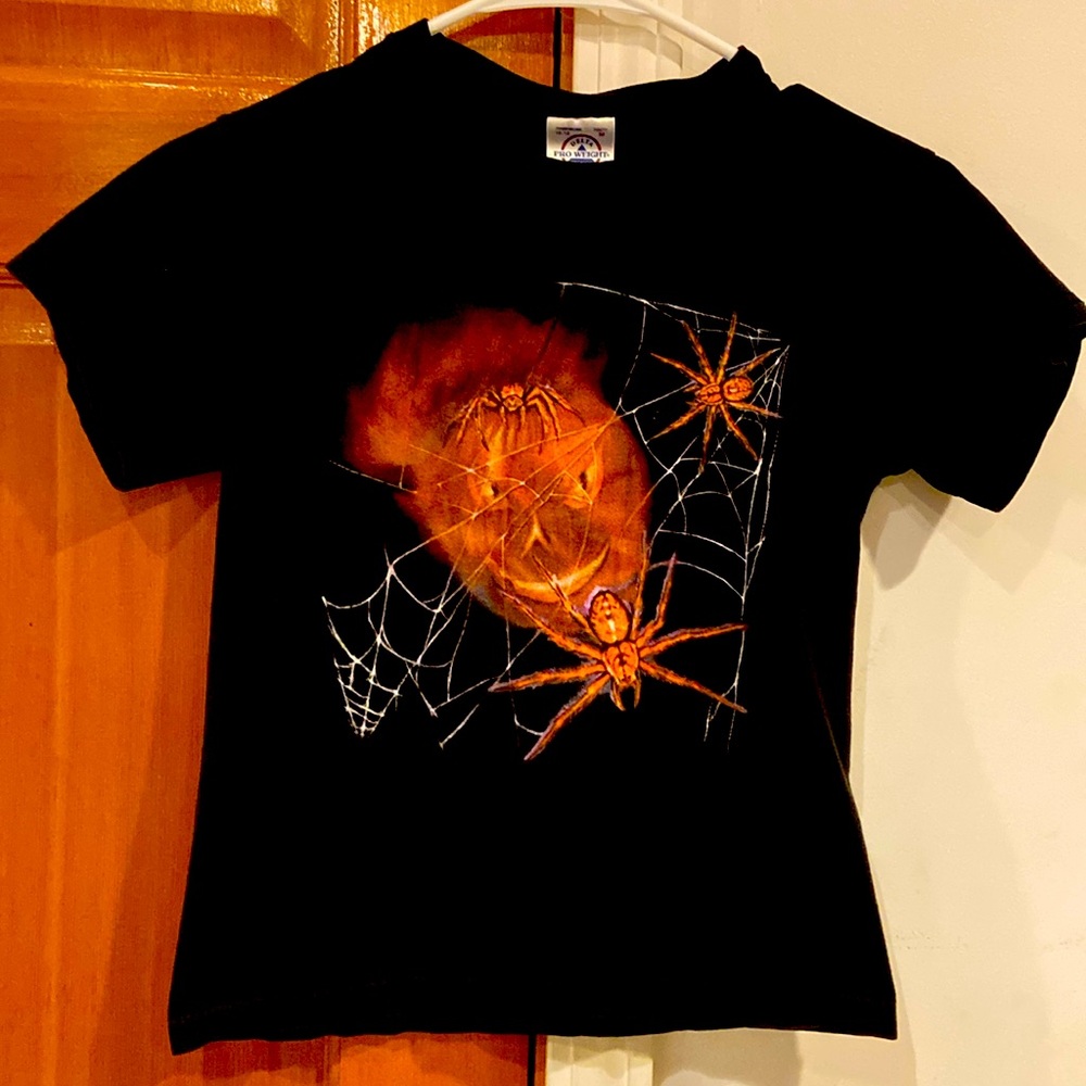 EUC! Boys size 8, Halloween pumpkin spider cobweb shirt!